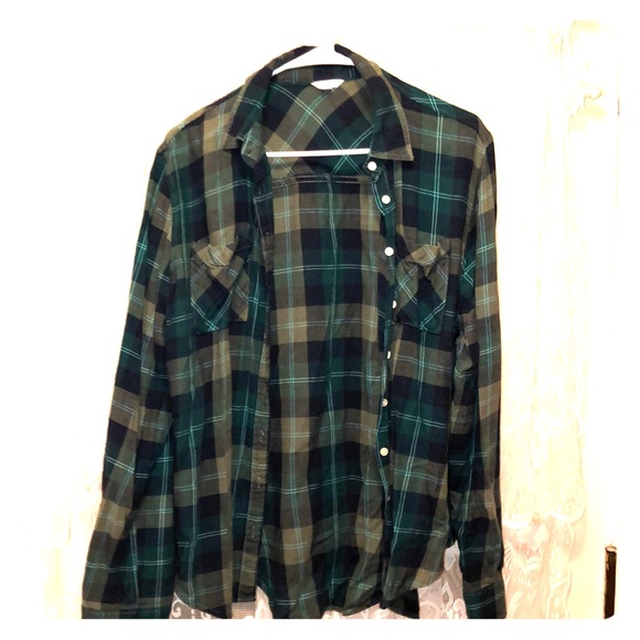 ☘️flannel shirt ☘️ - Picture 1 of 4